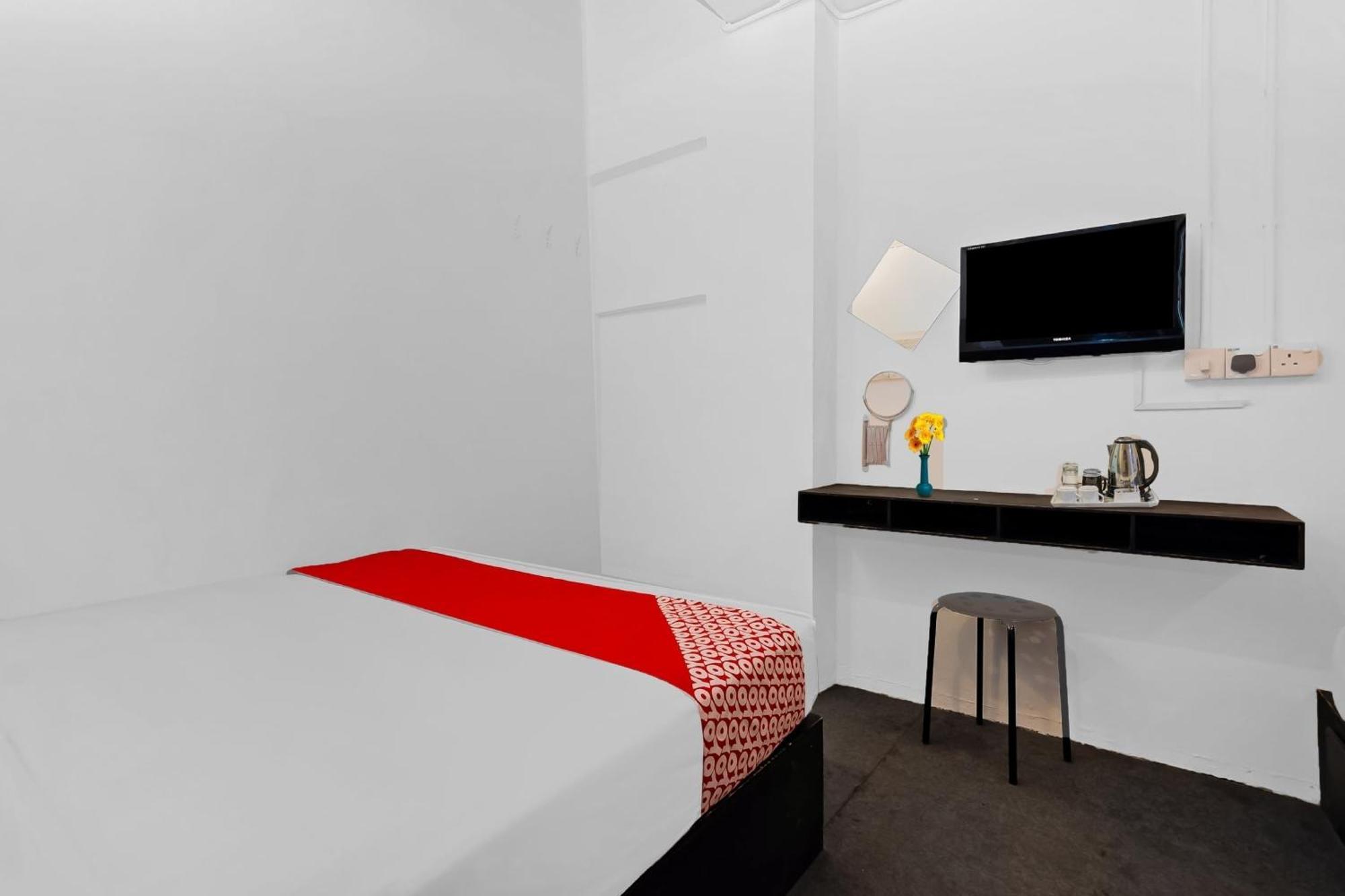Super Oyo 44032 Zzz Hotel Malacca Ngoại thất bức ảnh